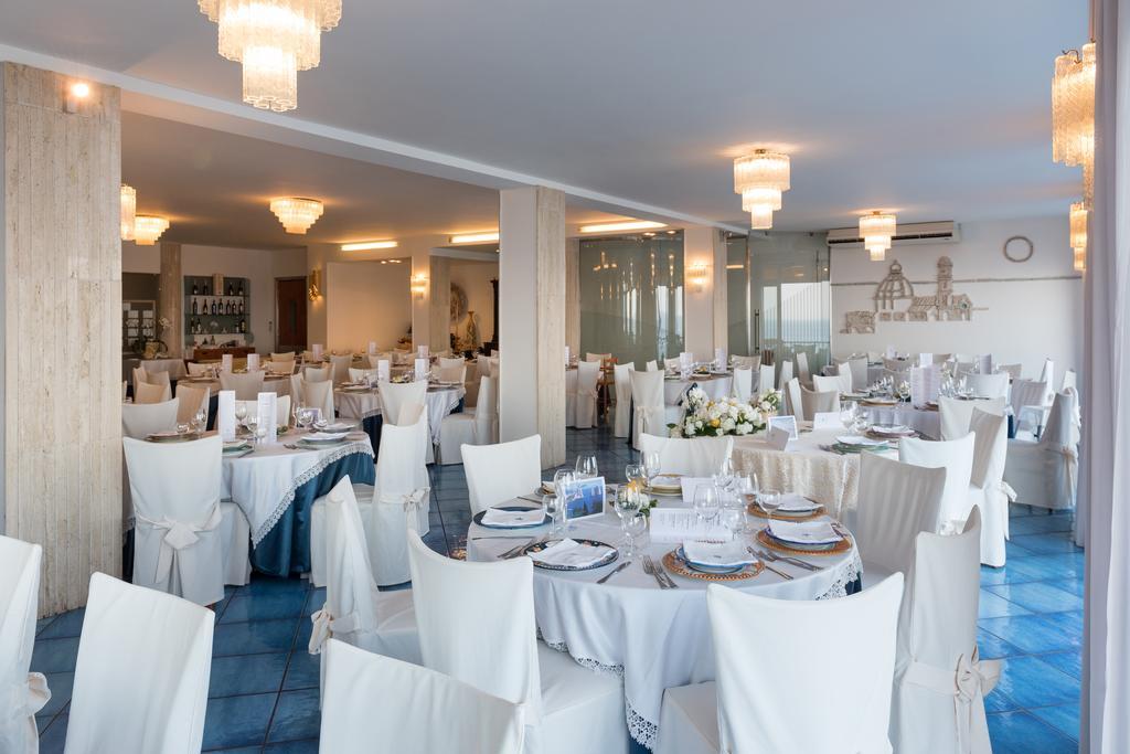 Hotel Bristol Vietri Bagian luar foto