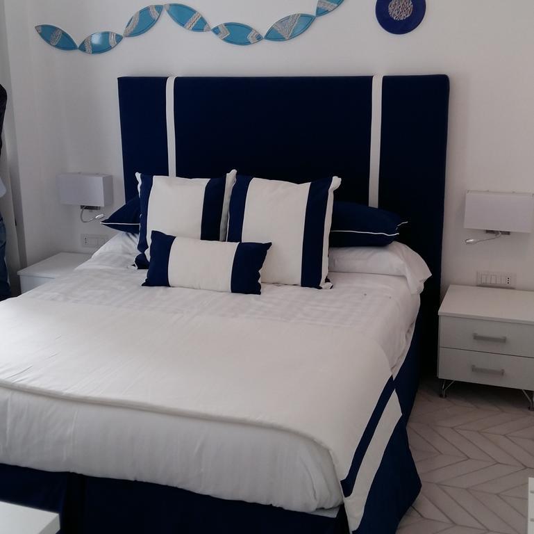 Hotel Bristol Vietri Bagian luar foto