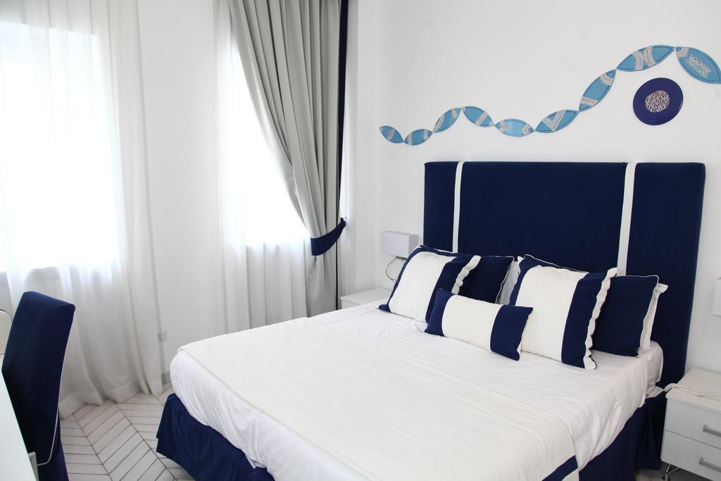 Hotel Bristol Vietri Bagian luar foto