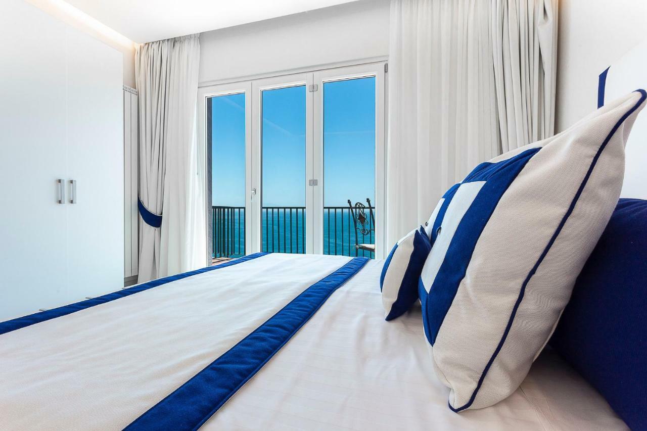 Hotel Bristol Vietri Bagian luar foto